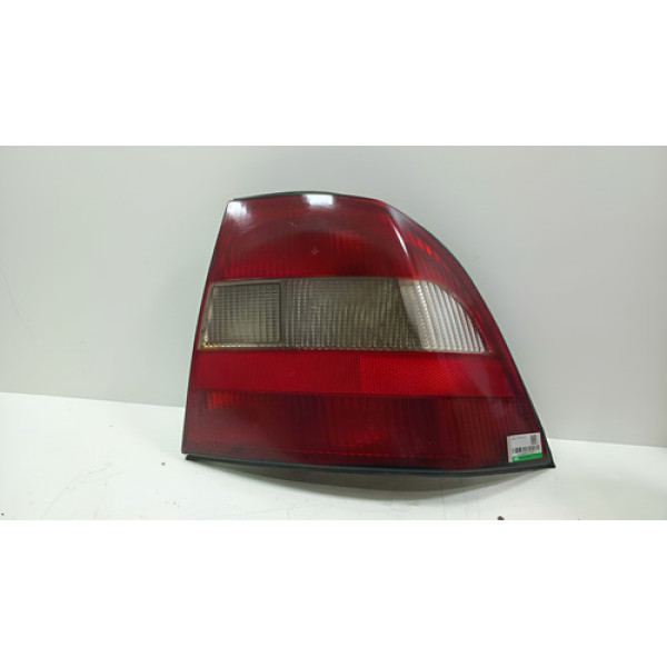 Lanterna Traseira Direita Chevrolet Vectra Gl 2.0 1997 Direito/passageiro Vermelho
