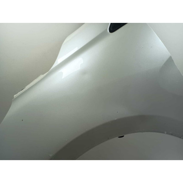 Pára-lamas  Yaris 2018/22 S/ Furo Pisca L Esq Com Detalhe