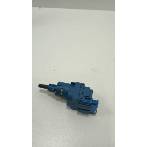 Interruptor Sensor Pedal Embreagem Vw Gol Voyage 1.6 G7,g8