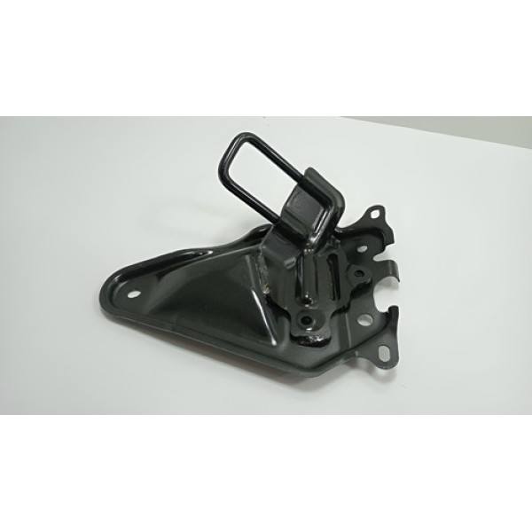 Suporte Banco Traseiro Direito Toyota Corolla Cross 2.0 2022 Preto