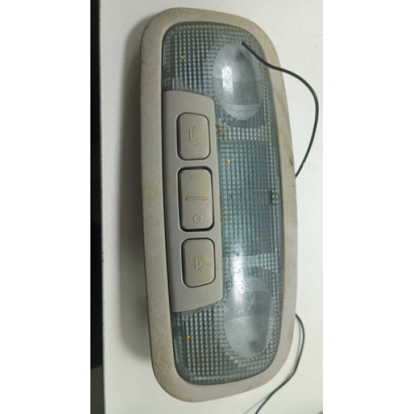 Luz Cortesia De Teto Ford Fiesta 06,07,08,09,10,11,12,13,14