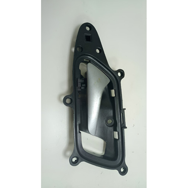 Maçaneta Interna Traseira Esquerda Volkswagen Fox 2012 - Cinza - Traseira