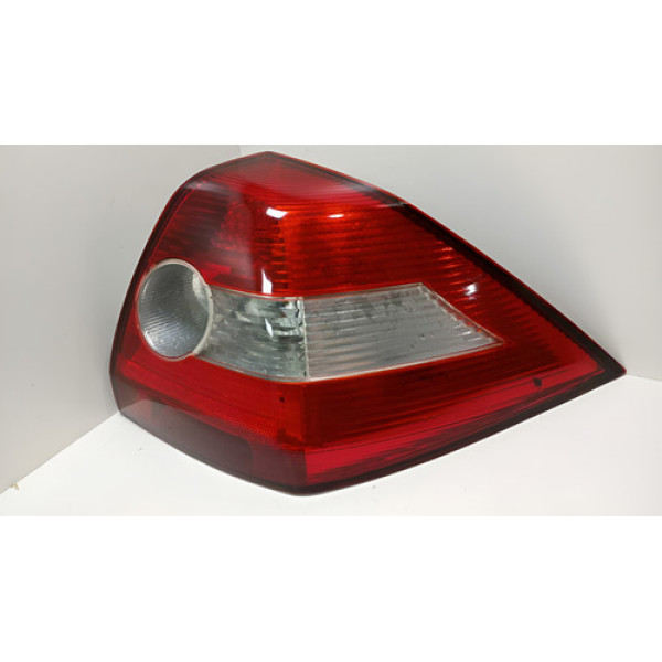 Lanterna Traseira Direita Renault Megane Sd Dyn 1.6 2006 Direito/passageiro Vermelho