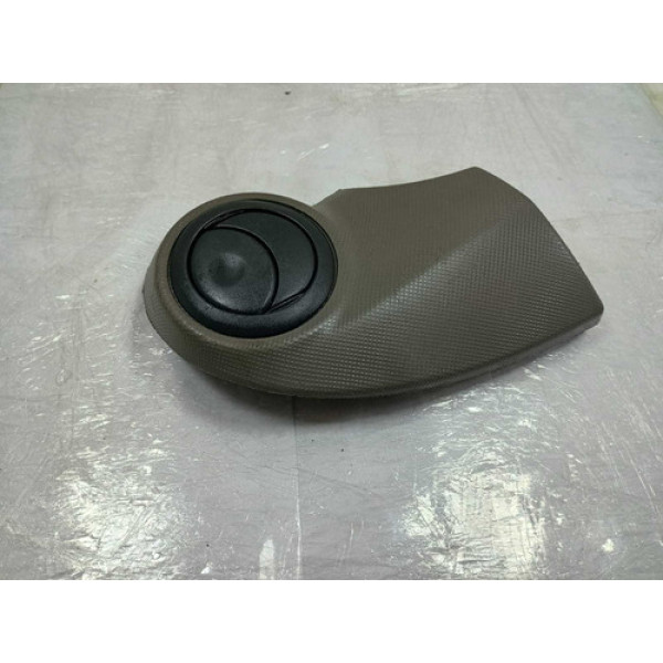 Moldura Difusor Saida Ar Esquerdo Renault Sandero 2008 2012