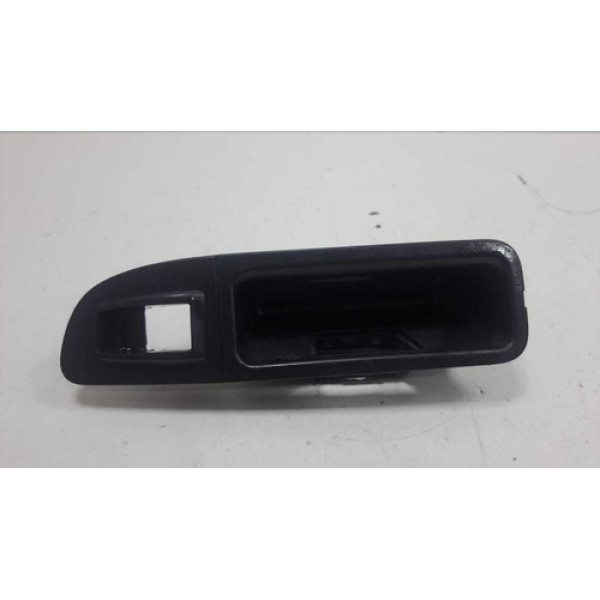 Moldura  Vidro Tras Le Fiat Grand Siena 2017-21
