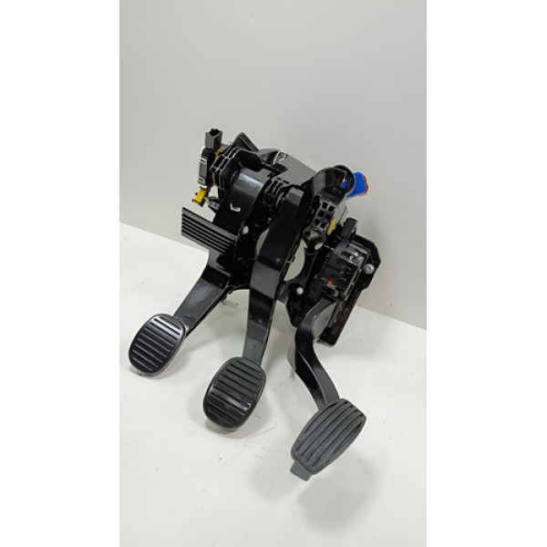 Pedal Freio Acelerador Embreagem Fiat Cronos Drive 1.3 2019 Vermelho