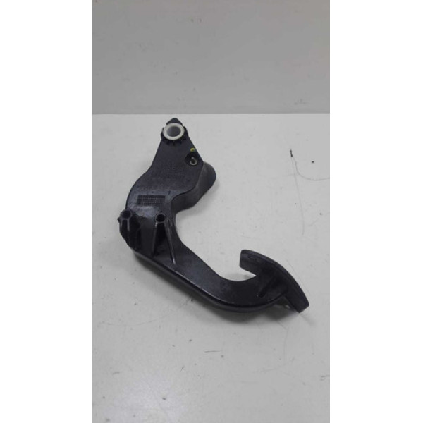 Pedal De Embreagem Peugeot 208 2013/2018 258a19x007 (usado)