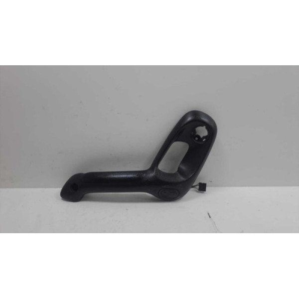 Puxador Apoio Braço Traseira Direito Gm Vectra 1997/2000  Preto
