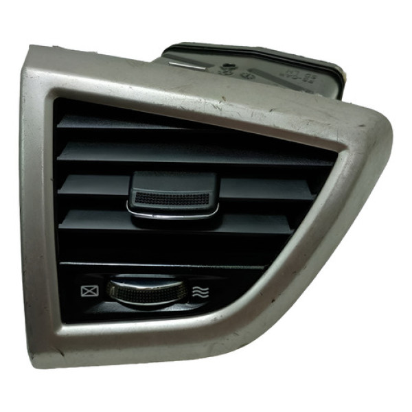 Difusor De Ar Esquerdo Hyundai Veloster 1.6 2013 