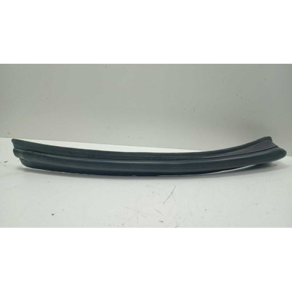 Borracha Lateral Esquerda Chevrolet Astra 1997 Á 2011 Preto
