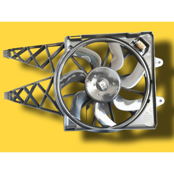 Ventoinha Com Defletor Fiat Punto 1.8 Gm