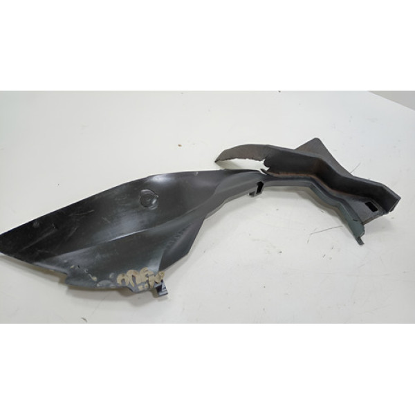 Acabamento Churrasqueira Direito Citroen C4 Pallas 2.0 2011 Preto