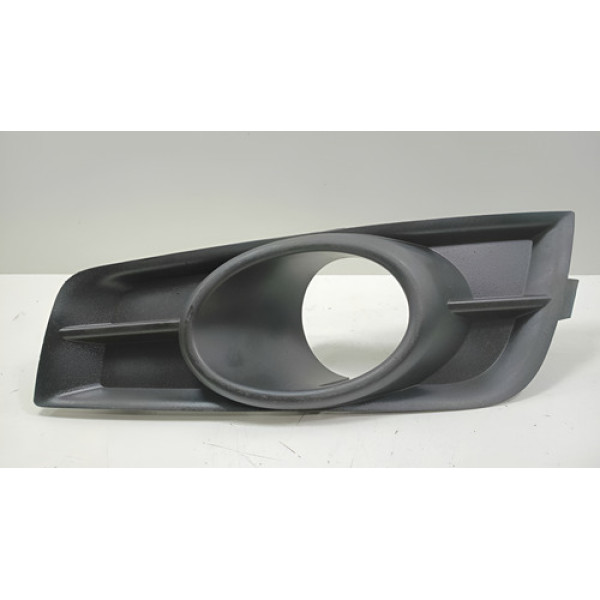 Moldura Farol De Milha Direito Chevrolet Cruze 1.8 2013 Preto Direito