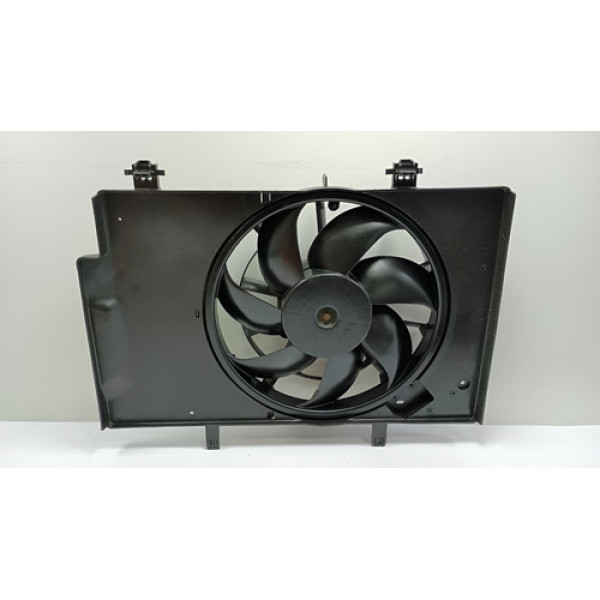 Defletor Com Ventoinha Ford New Fiesta 1.6 2010 Á 2013