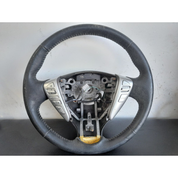 Volante Nissan Sentra 2015/... Com Comando De Volante.