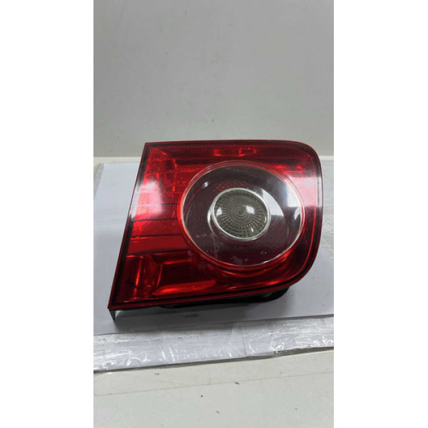 Lanterna Direita Tampa Mala Vw Polo Sedan 2009/2014
