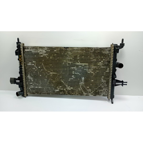 Radiador Chevrolet Zafira 2.0 2001 Á 2005