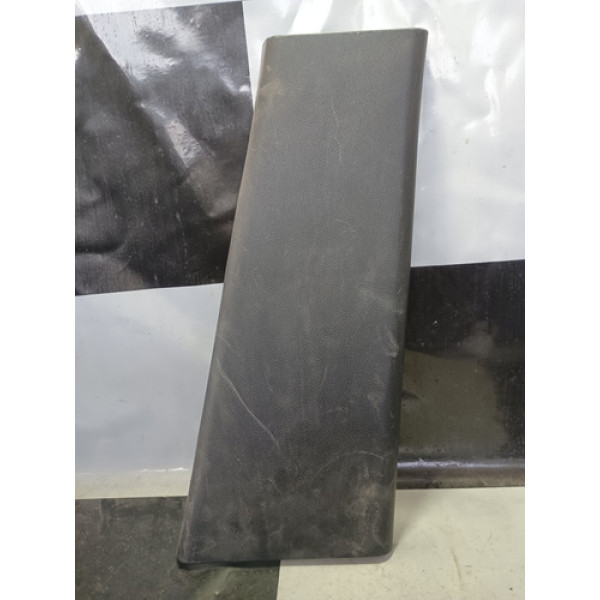 632240041 Moldura Acabamento Coluna Direita Land Rover