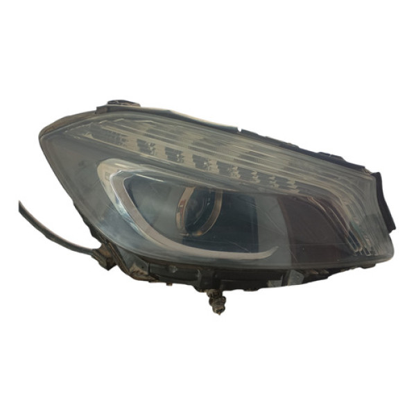 Farol Direito Mercedes A200 2014 A 2018