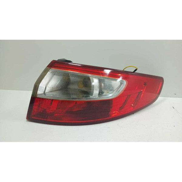 Lanterna Traseira Direita Renault Fluence 2011 Á 2017 Direito/passageiro Vermelho