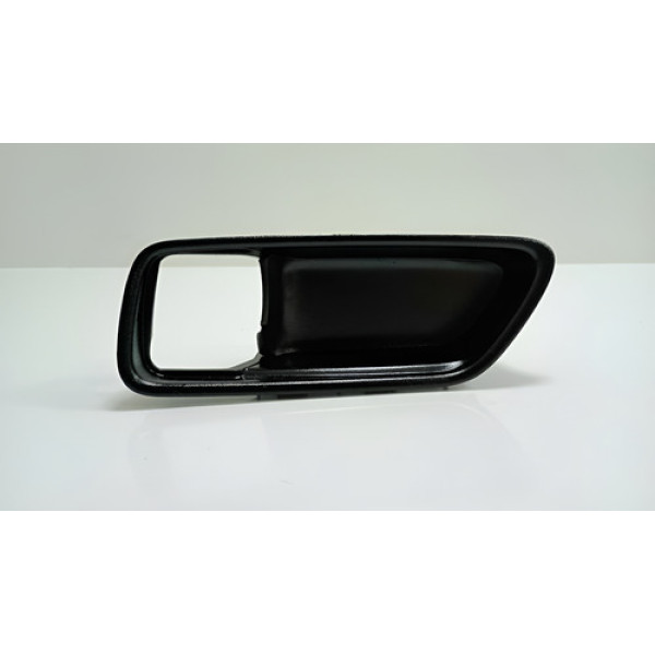 Moldura Maçaneta Traseira Esq Toyota Corolla Cross 2022 Preto Traseira