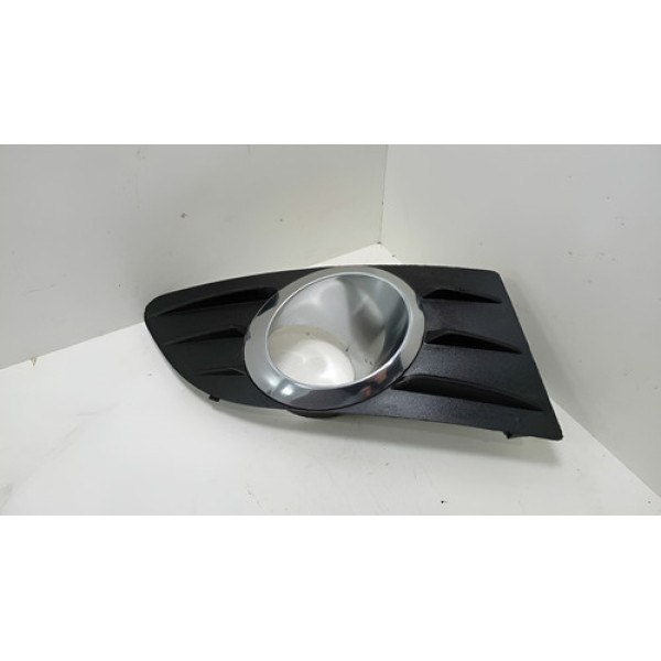 Moldura Farol Milha Lado Direito Cromado Fiat Idea 2011/2016 Preto Direito