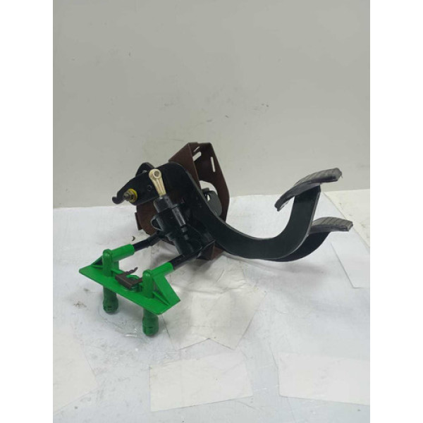 Suporte Pedal Freio Embreagem Focus 2000 A 2008 (usado)