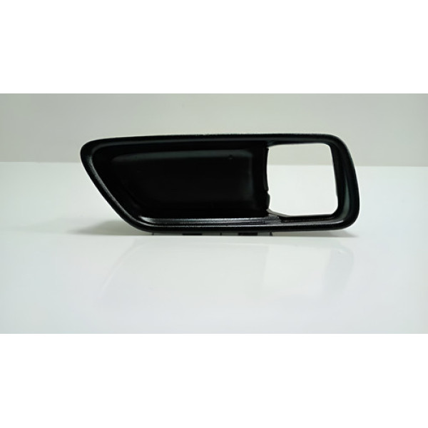 Moldura Maçaneta Traseira Direita Toyota Corolla Cross 2022 - Preto - Traseira