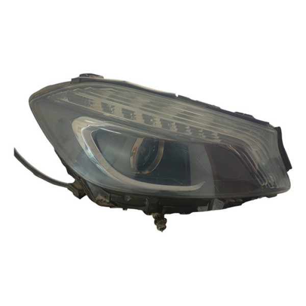 Farol Direito Mercedes A200 2014 A 2018 Direito