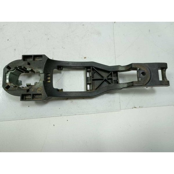 Suporte Interno Maçaneta Tras Dir 2015/2016 Volkswagen Fox