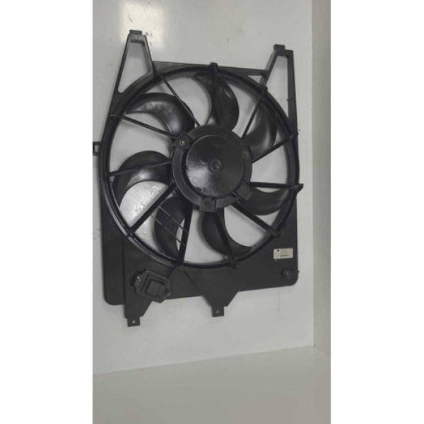 Defletor Da Ventoinha Renault Clio Logan Sandero 