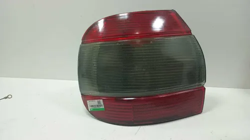 Lanterna Traseira Esquerda Fiat Siena 1.0 2000 Esquerdo/motorista Vermelho